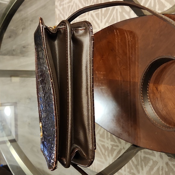 Chenson Bag - Picture 6 of 10